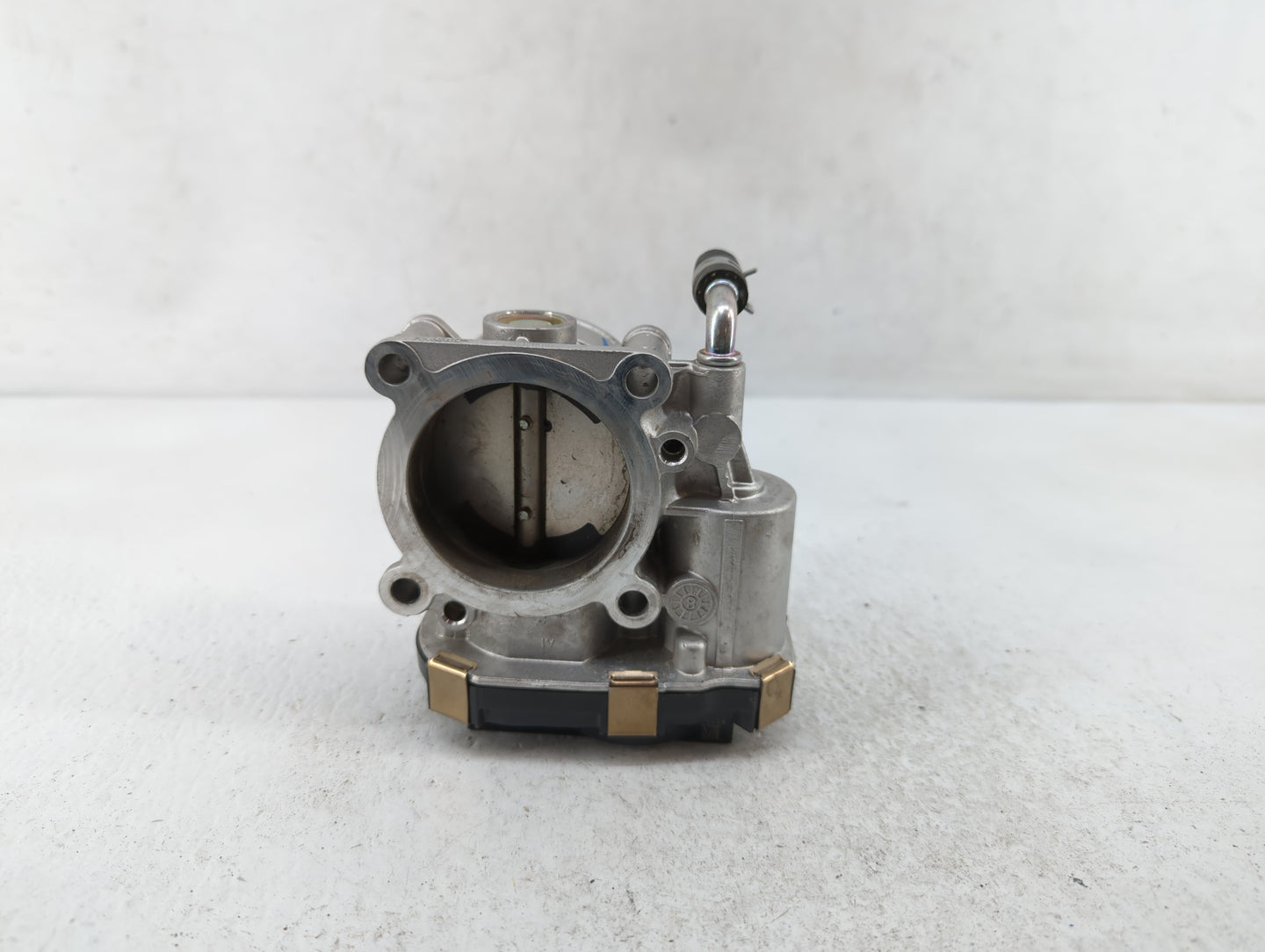 2016-2020 Infiniti Q50 Throttle Body P/N:RME60-52 Fits Fits 2016 2017 2018 2019 2020 OEM Used Auto Parts - Oemusedautoparts1