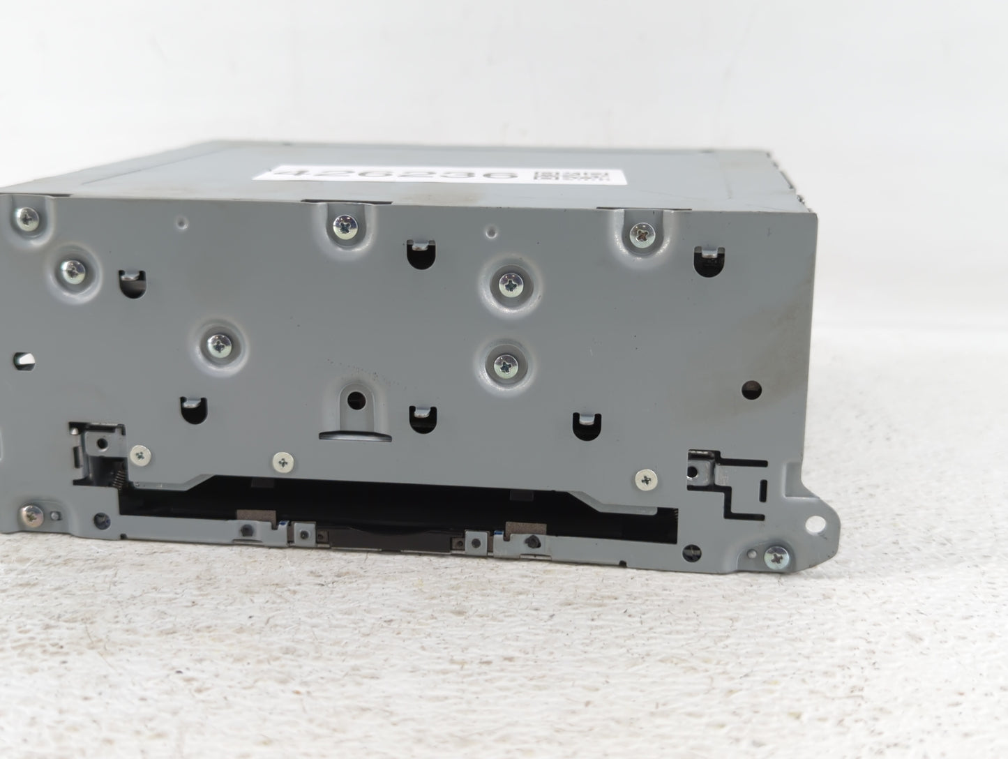 2015-2019 Infiniti Q50 Am Fm Cd Player Radio Receiver - Oemusedautoparts1.com