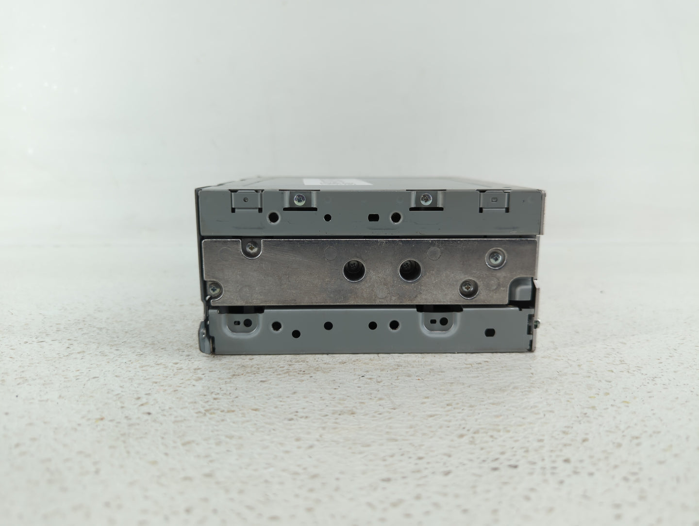 2015-2019 Infiniti Q50 Am Fm Cd Player Radio Receiver - Oemusedautoparts1.com