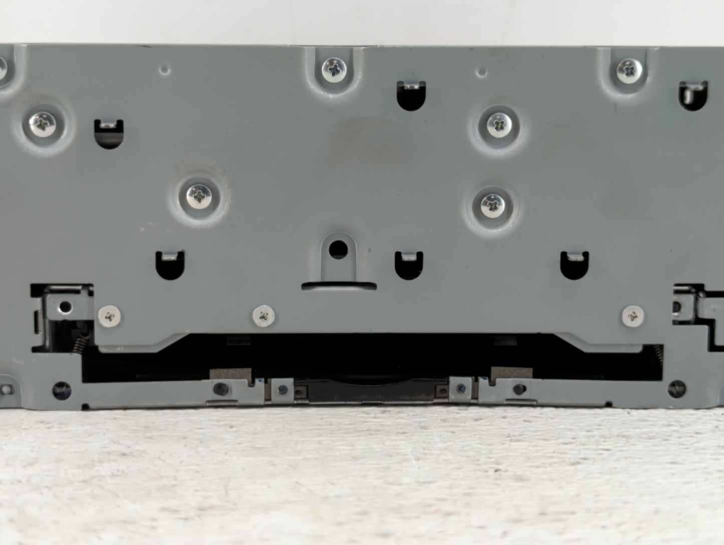 2015-2019 Infiniti Q50 Am Fm Cd Player Radio Receiver - Oemusedautoparts1.com
