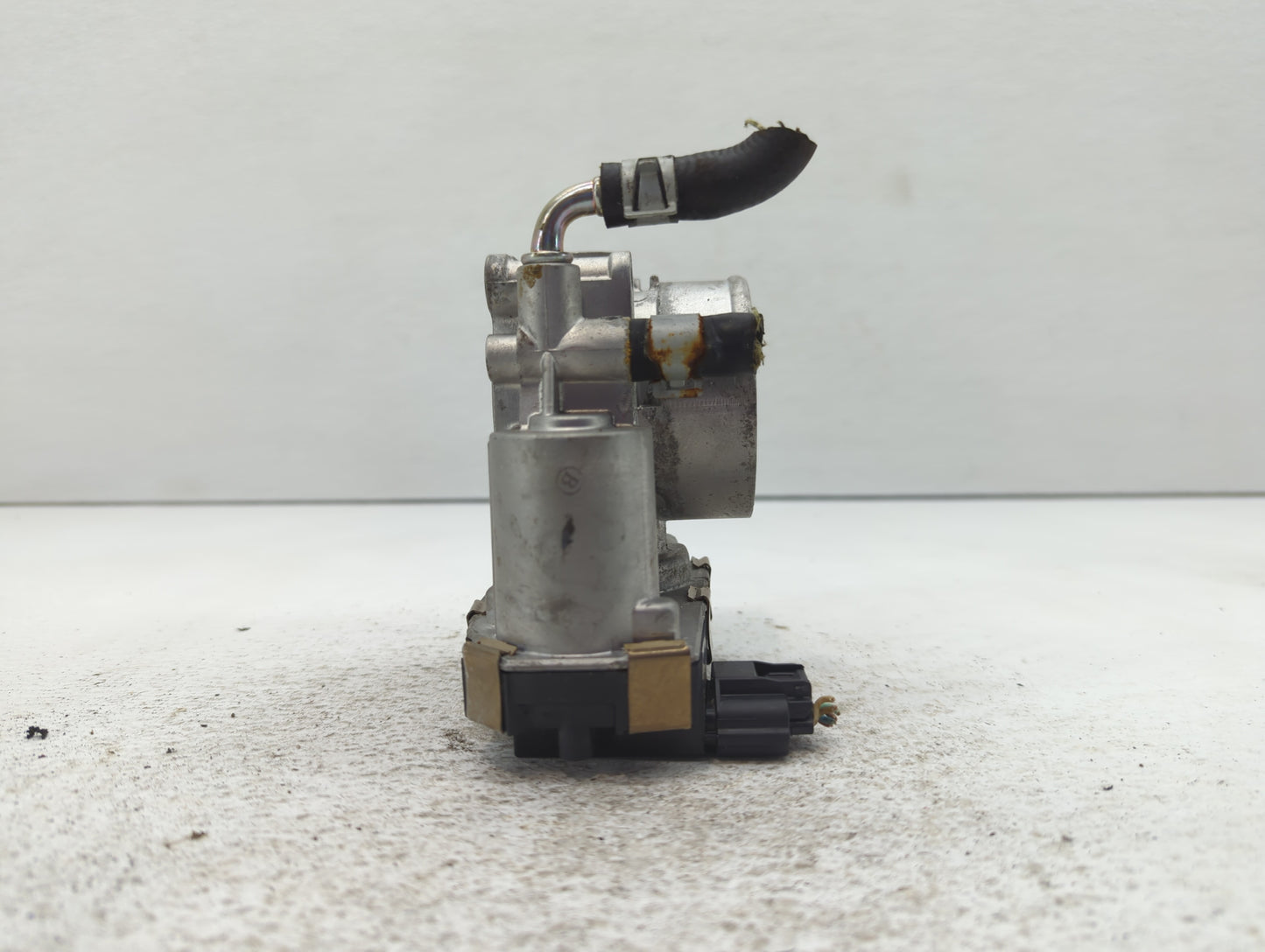 2016-2020 Infiniti Q50 Throttle Body P/N:RME60-52 Fits Fits 2016 2017 2018 2019 2020 OEM Used Auto Parts - Oemusedautoparts1
