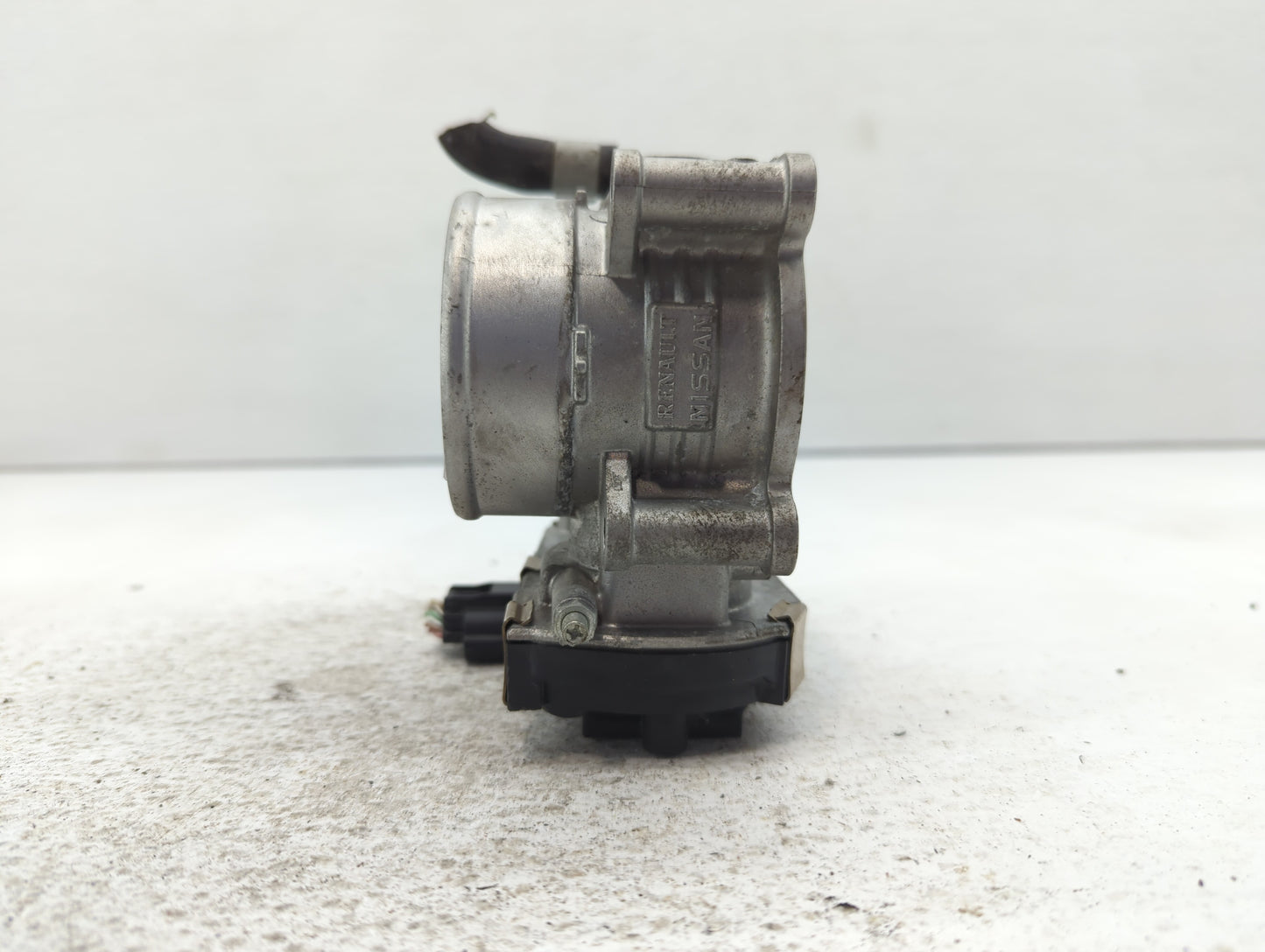 2016-2020 Infiniti Q50 Throttle Body P/N:RME60-52 Fits Fits 2016 2017 2018 2019 2020 OEM Used Auto Parts - Oemusedautoparts1