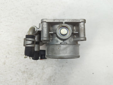 2016-2020 Infiniti Q50 Throttle Body P/N:RME60-52 Fits Fits 2016 2017 2018 2019 2020 OEM Used Auto Parts
