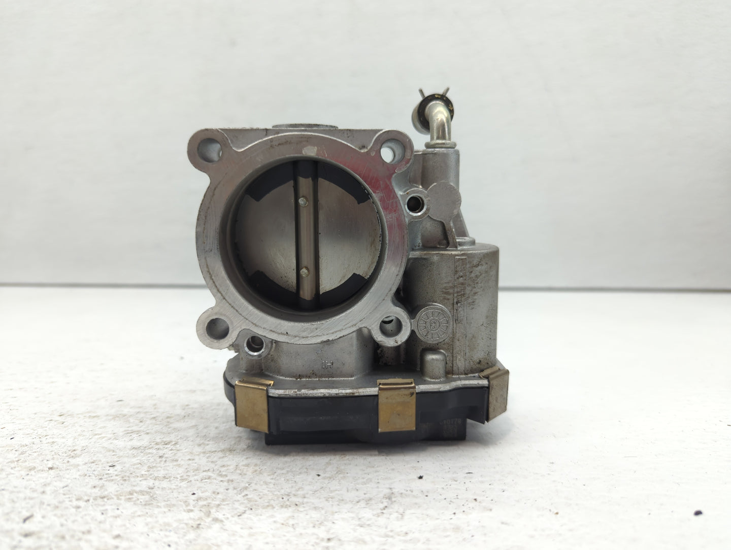 2016-2020 Infiniti Q50 Throttle Body P/N:RME60-52 Fits Fits 2016 2017 2018 2019 2020 OEM Used Auto Parts - Oemusedautoparts1