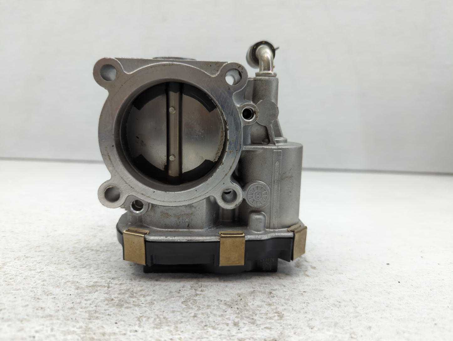 2016-2020 Infiniti Q50 Throttle Body P/N:RME60-52 Fits Fits 2016 2017 2018 2019 2020 OEM Used Auto Parts - Oemusedautoparts1