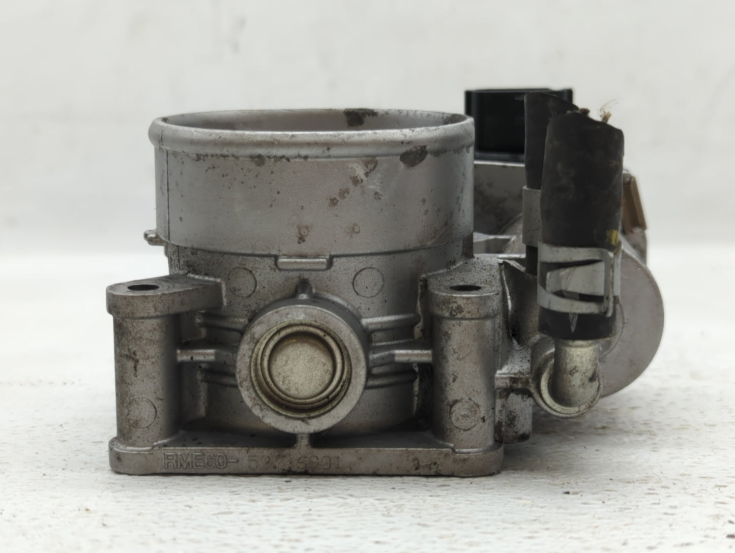 2016-2020 Infiniti Q50 Throttle Body P/N:RME60-52 Fits Fits 2016 2017 2018 2019 2020 OEM Used Auto Parts - Oemusedautoparts1