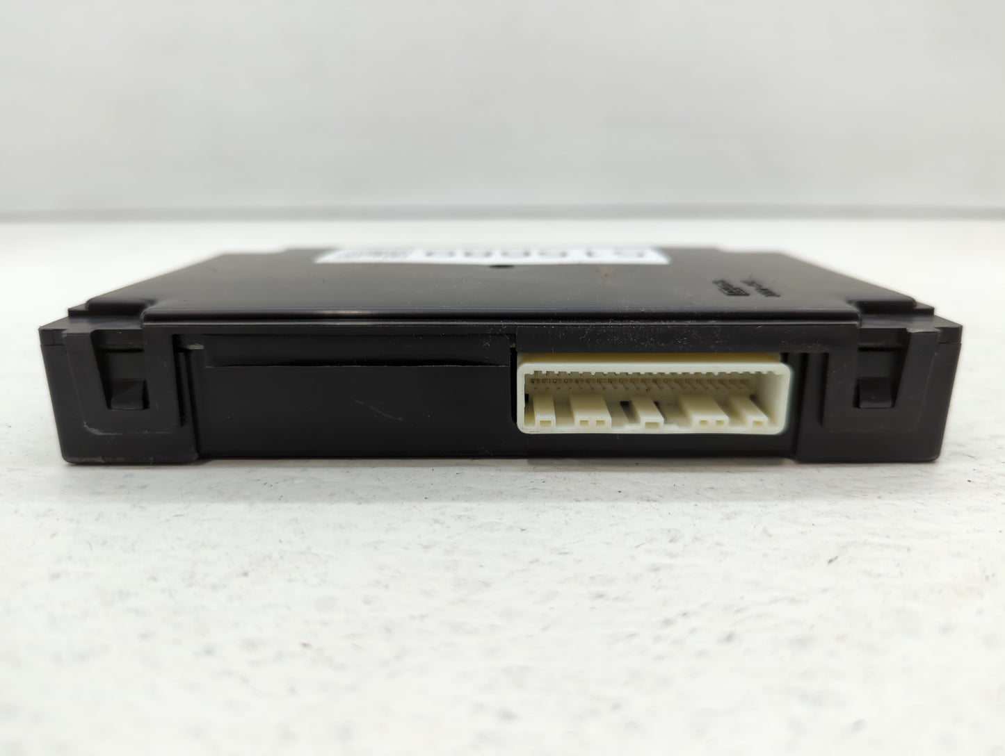 2019-2019 Infiniti Q50 Chassis Control Module Ccm Bcm Body Control - Oemusedautoparts1.com