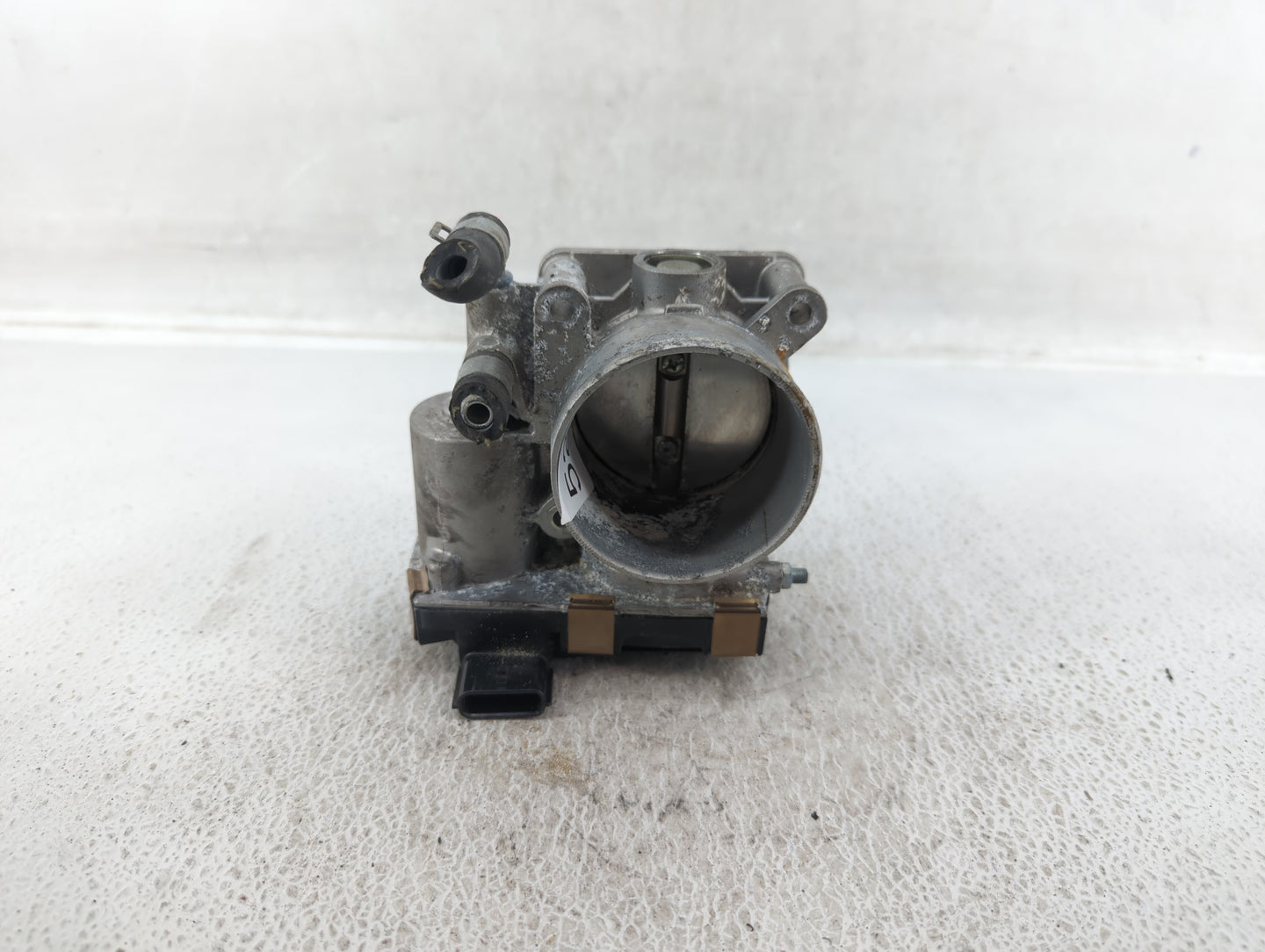 2016-2020 Infiniti Q50 Throttle Body P/N:RME60-52 Fits Fits 2016 2017 2018 2019 2020 OEM Used Auto Parts - Oemusedautoparts1