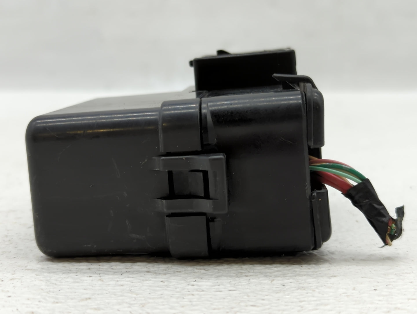 2019-2019 Infiniti Q50 Chassis Control Module Ccm Bcm Body Control - Oemusedautoparts1.com