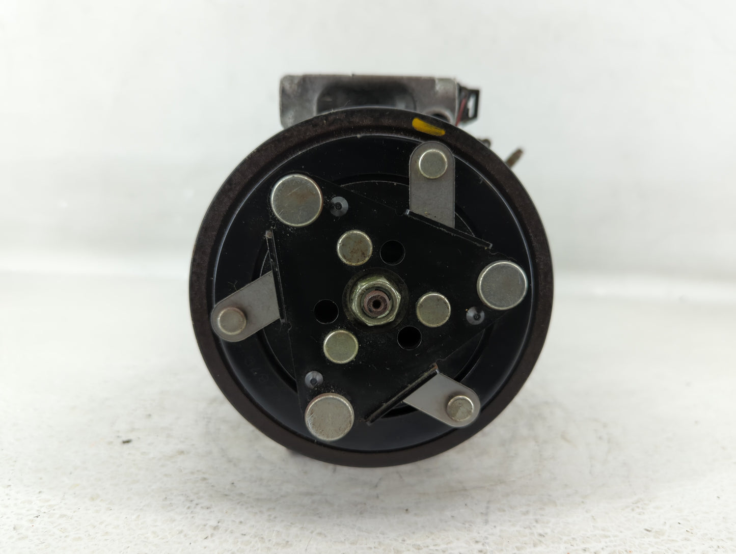 2016-2020 Infiniti Q50 Air Conditioning A/c Ac Compressor Oem - Oemusedautoparts1.com