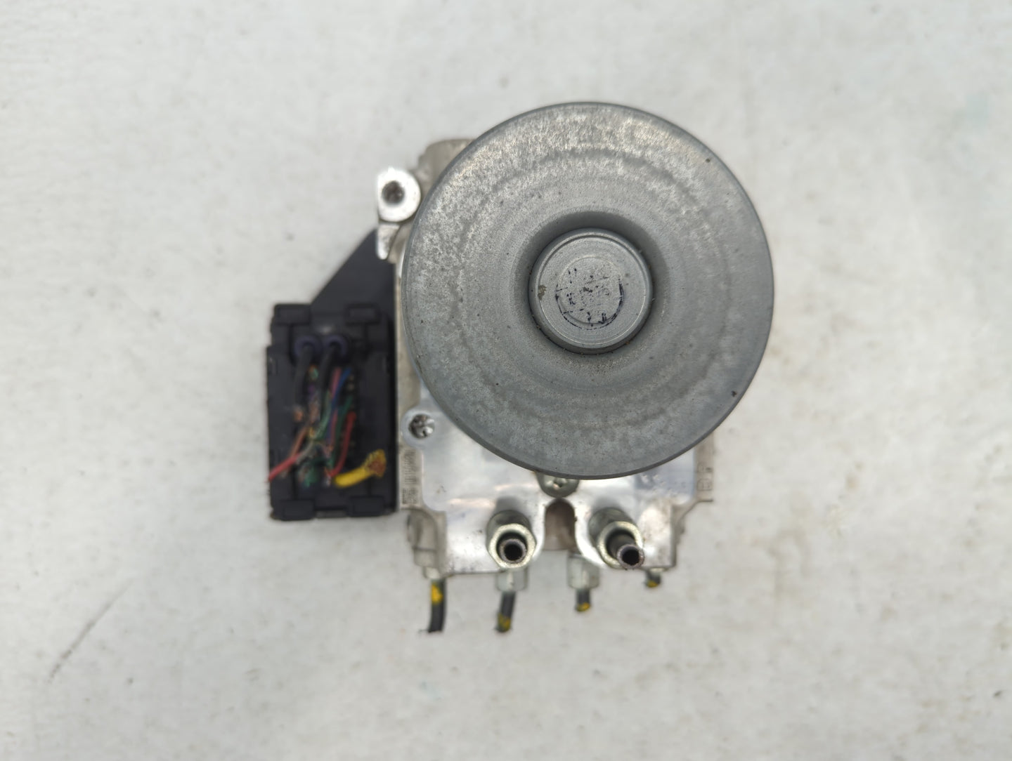 2018-2019 Infiniti Q50 ABS Pump Control Module Replacement P/N:133230-7052 47660-4GU1A Fits Fits 2018 2019 OEM Used Auto Par