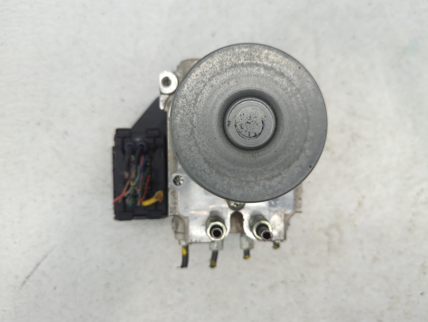 2018-2019 Infiniti Q50 ABS Pump Control Module Replacement P/N:133230-7052 47660-4GU1A Fits Fits 2018 2019 OEM Used Auto Par