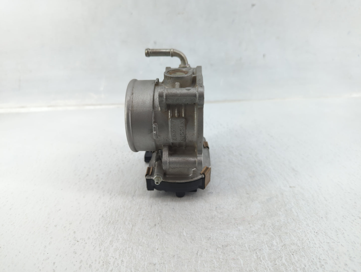2016-2020 Infiniti Q50 Throttle Body P/N:RME60-52 Fits Fits 2016 2017 2018 2019 2020 OEM Used Auto Parts - Oemusedautoparts1