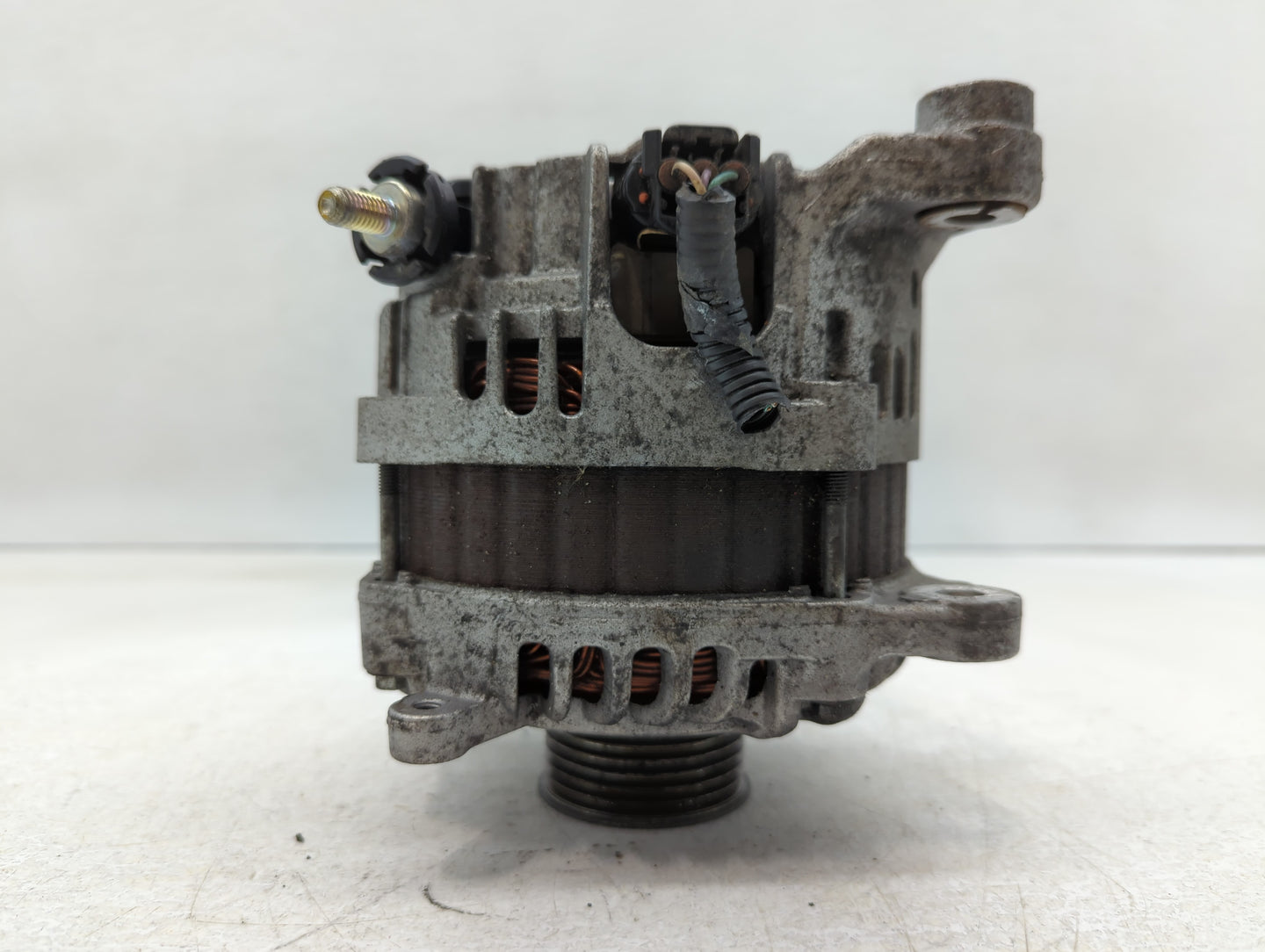 2016-2020 Infiniti Q50 Alternator Replacement Generator Charging Assembly Engine OEM P/N:23100 4HK6A Fits OEM Used Auto Part