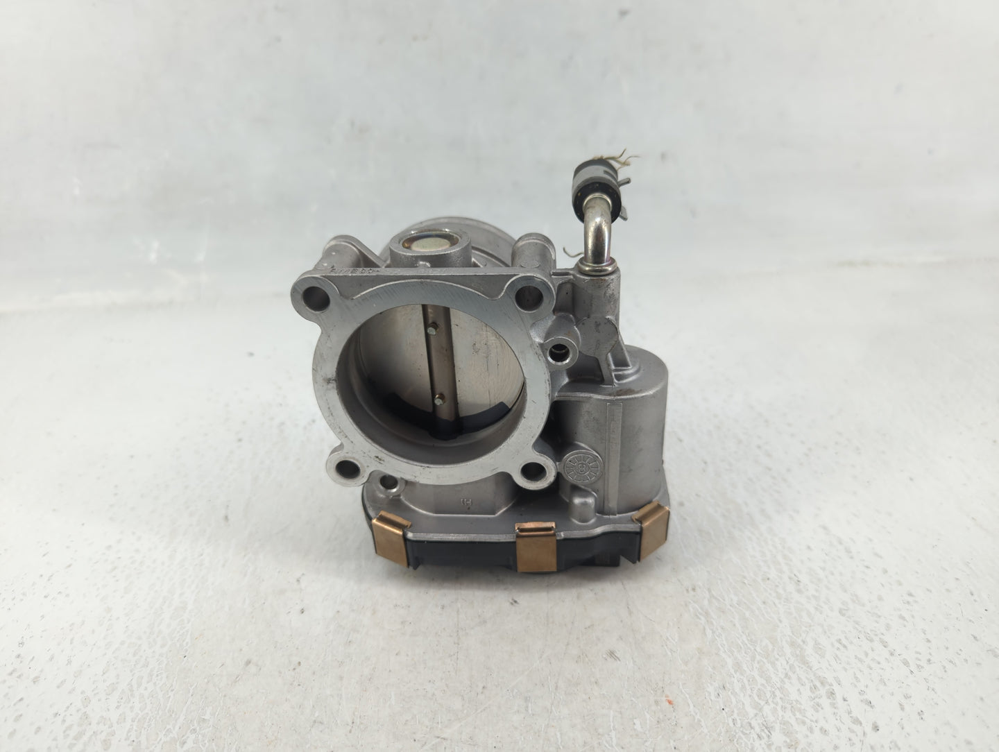 2016-2020 Infiniti Q50 Throttle Body P/N:RME60-52 Fits Fits 2016 2017 2018 2019 2020 OEM Used Auto Parts - Oemusedautoparts1