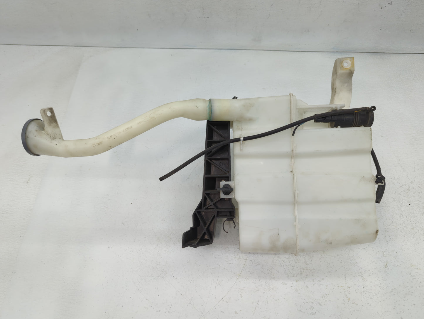 2019 Infiniti Q50 Windshield Washer Fluid Reservoir Bottle - Oemusedautoparts1.com