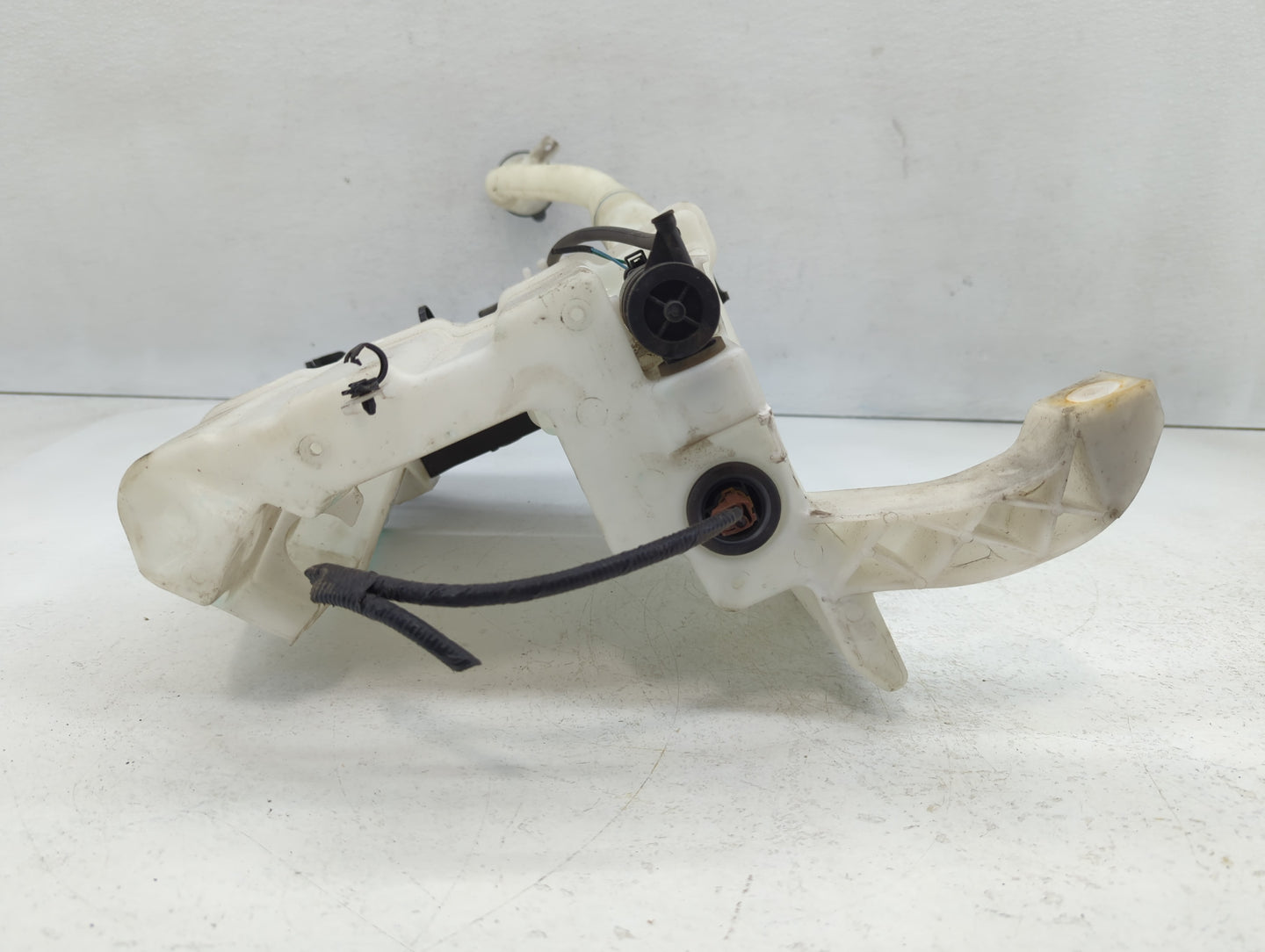 2019 Infiniti Q50 Windshield Washer Fluid Reservoir Bottle - Oemusedautoparts1.com