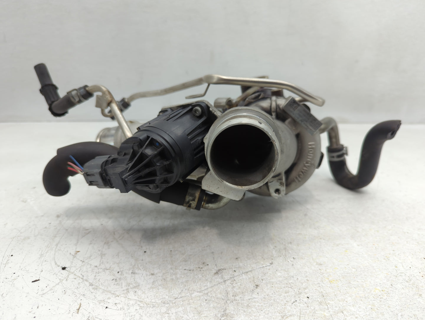 2016 Infiniti Q50 Turbocharger Turbo Charger Super Charger Supercharger - Oemusedautoparts1.com