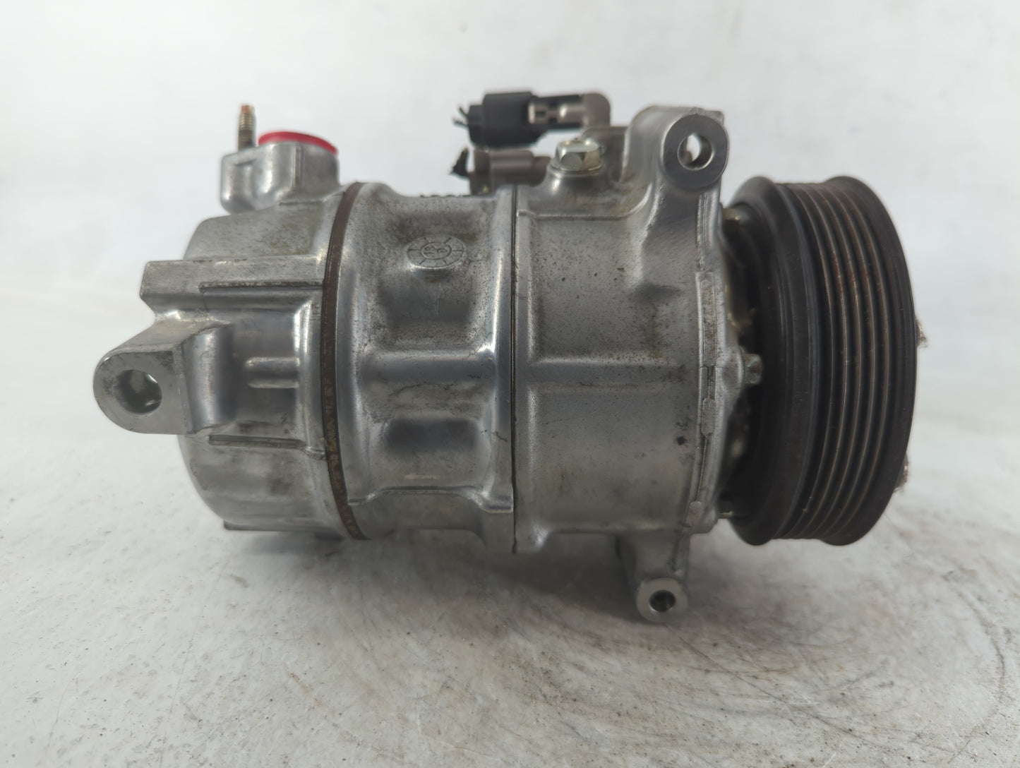 2016-2020 Infiniti Q50 Air Conditioning A/c Ac Compressor Oem - Oemusedautoparts1.com