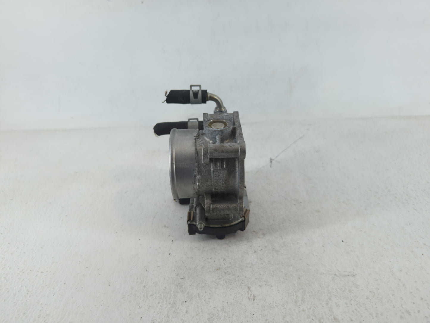 2016-2020 Infiniti Q50 Throttle Body P/N:REM60-52 8517 Fits Fits 2016 2017 2018 2019 2020 OEM Used Auto Parts - Oemusedautop