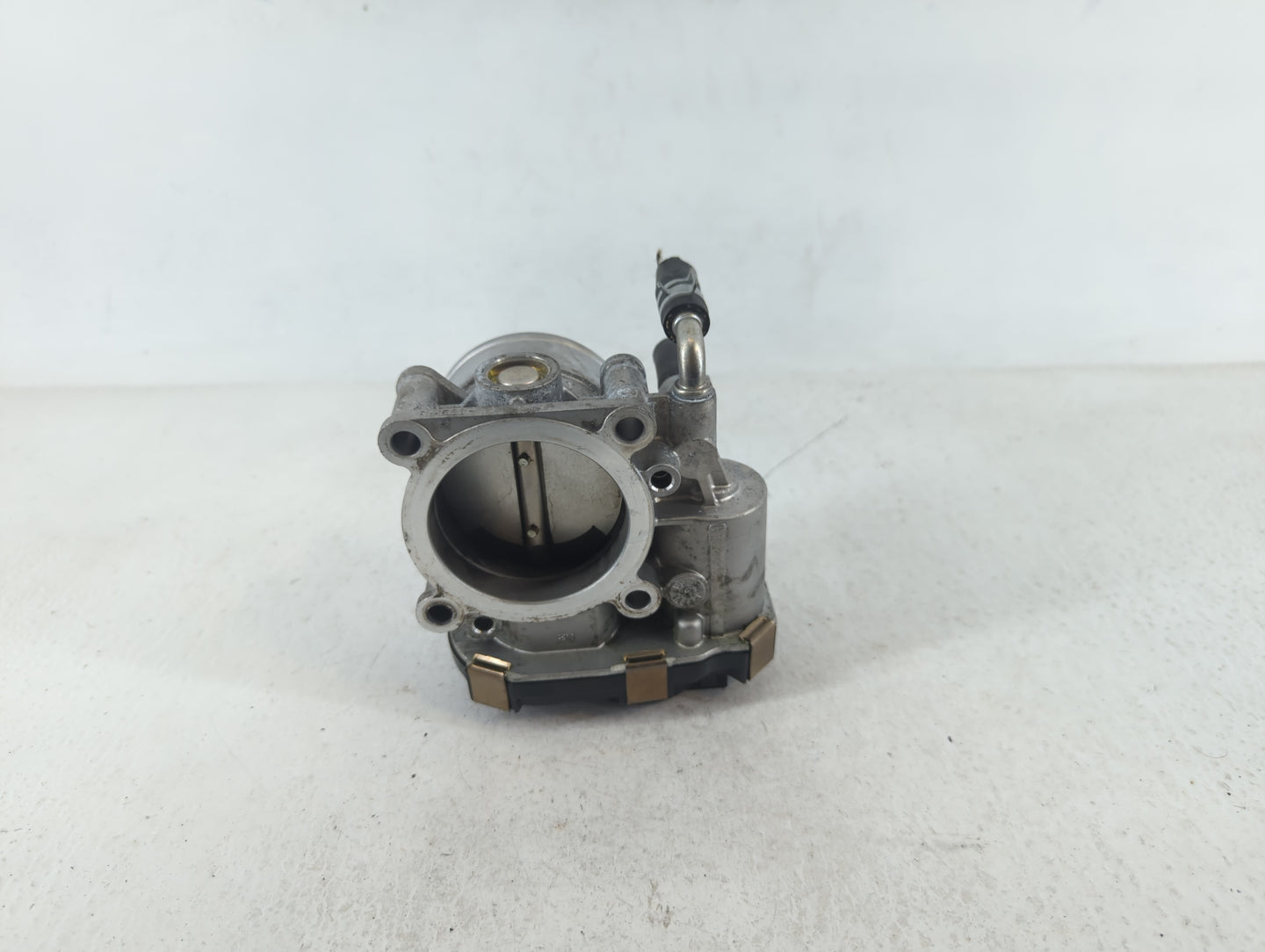 2016-2020 Infiniti Q50 Throttle Body P/N:REM60-52 8517 Fits Fits 2016 2017 2018 2019 2020 OEM Used Auto Parts - Oemusedautop