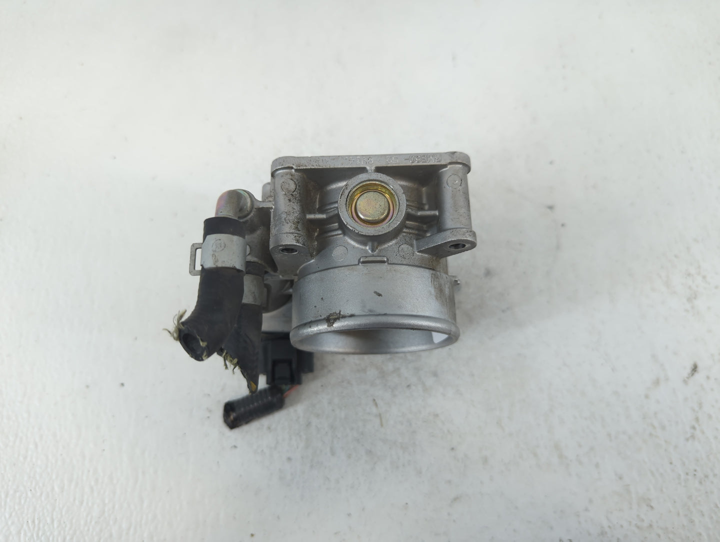 2016-2020 Infiniti Q50 Throttle Body P/N:REM60-52 8517 Fits Fits 2016 2017 2018 2019 2020 OEM Used Auto Parts - Oemusedautop