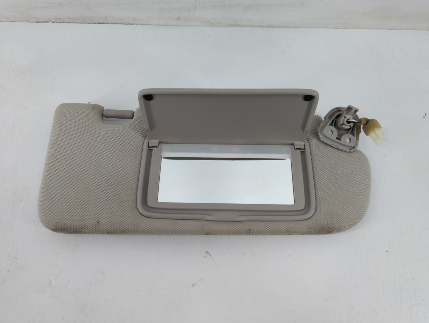 2014-2020 Infiniti Q50 Sun Visor Shade Replacement Passenger Right Mirror Fits Fits 2014 2015 2016 2017 2018 2019 2020 OEM U