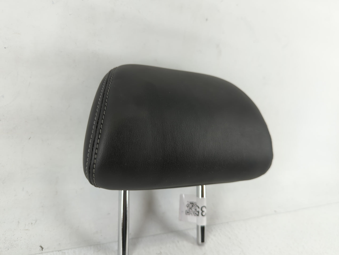 2019-2020 Infiniti Q50 Headrest Head Rest Rear Center Seat Fits Fits 2019 2020 OEM Used Auto Parts - Oemusedautoparts1.com