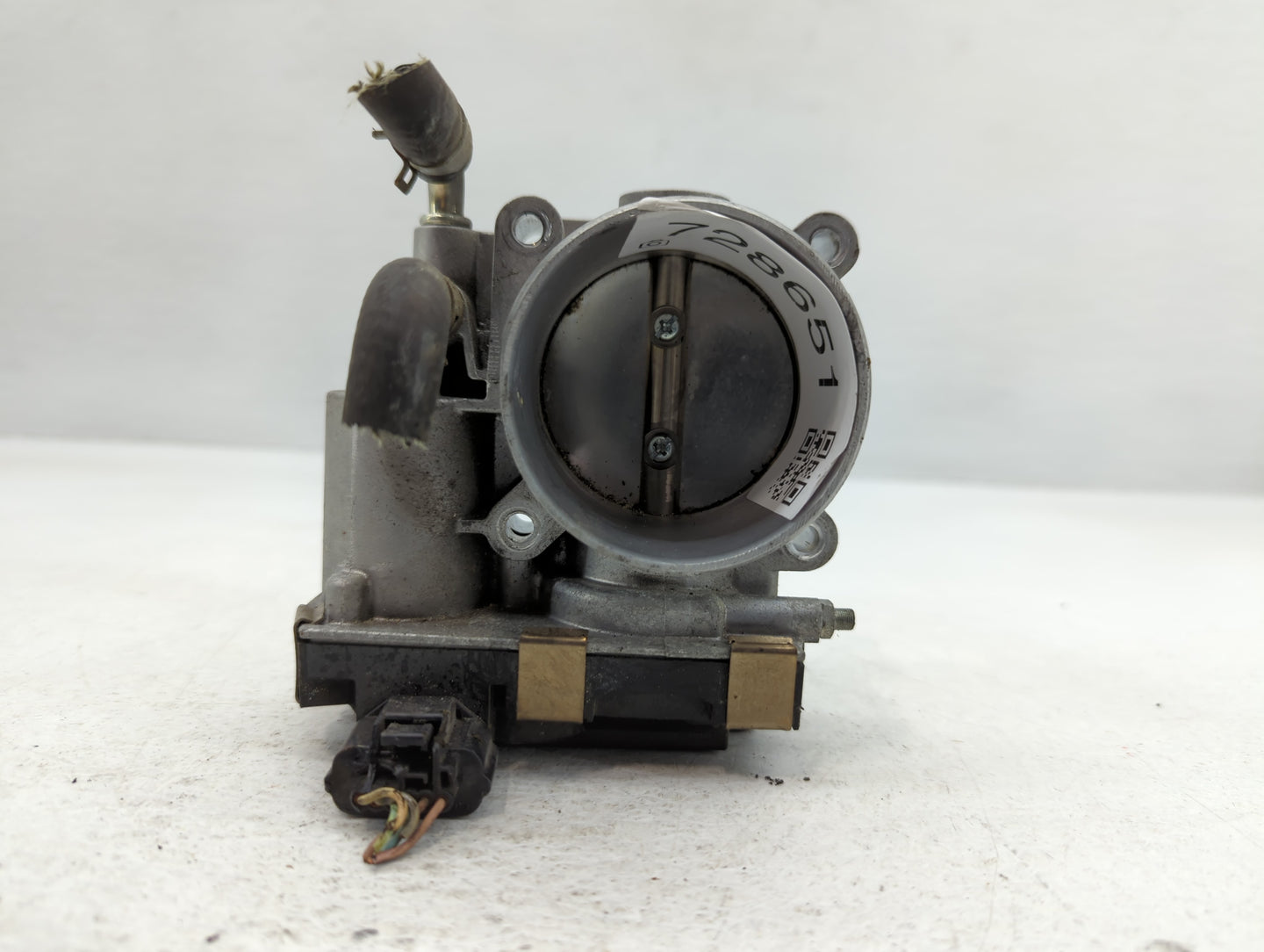 2016-2020 Infiniti Q50 Throttle Body P/N:6125 RME60-52, 6121A2 Fits Fits 2016 2017 2018 2019 2020 OEM Used Auto Parts - Oemu