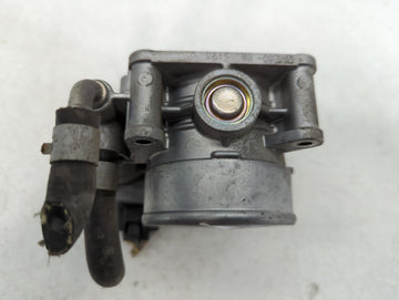 2016-2020 Infiniti Q50 Throttle Body P/N:6125 RME60-52, 6121A2 Fits Fits 2016 2017 2018 2019 2020 OEM Used Auto Parts