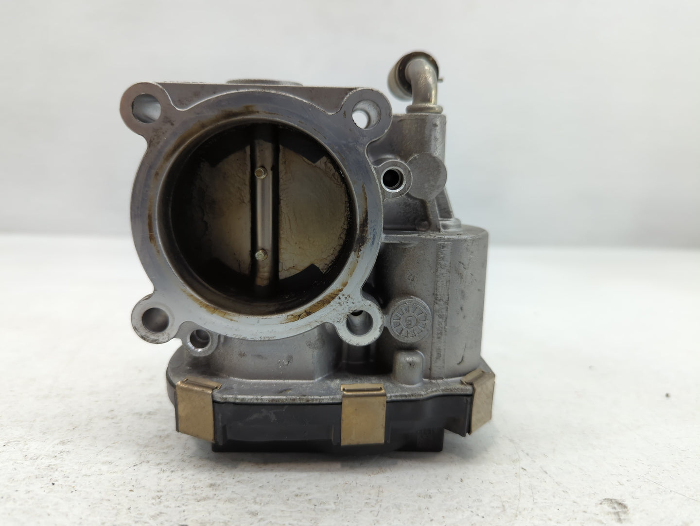 2016-2020 Infiniti Q50 Throttle Body P/N:6125 RME60-52, 6121A2 Fits Fits 2016 2017 2018 2019 2020 OEM Used Auto Parts - Oemu