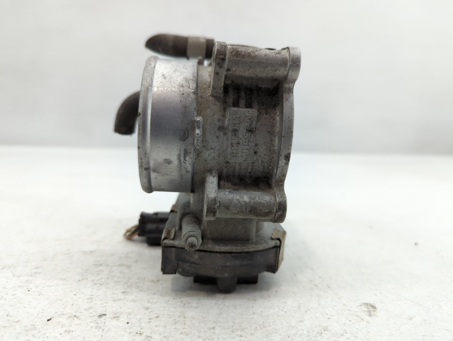 2016-2020 Infiniti Q50 Throttle Body P/N:6125 RME60-52, 6121A2 Fits Fits 2016 2017 2018 2019 2020 OEM Used Auto Parts - Oemu