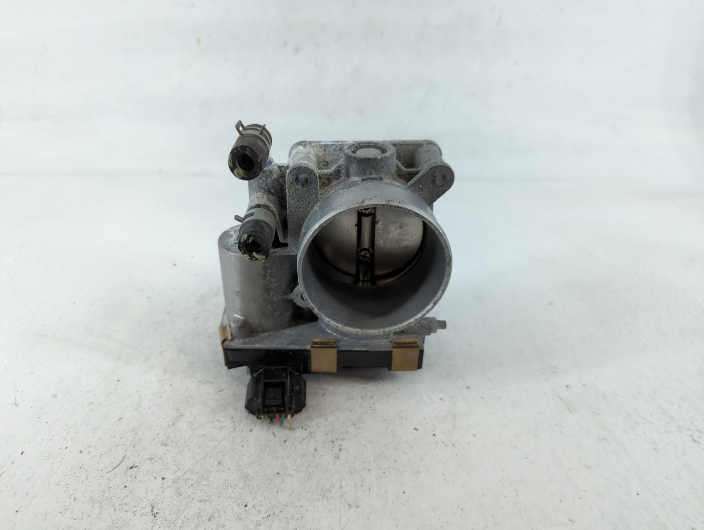 2016-2020 Infiniti Q50 Throttle Body P/N:RME60 Fits Fits 2016 2017 2018 2019 2020 OEM Used Auto Parts - Oemusedautoparts1.co