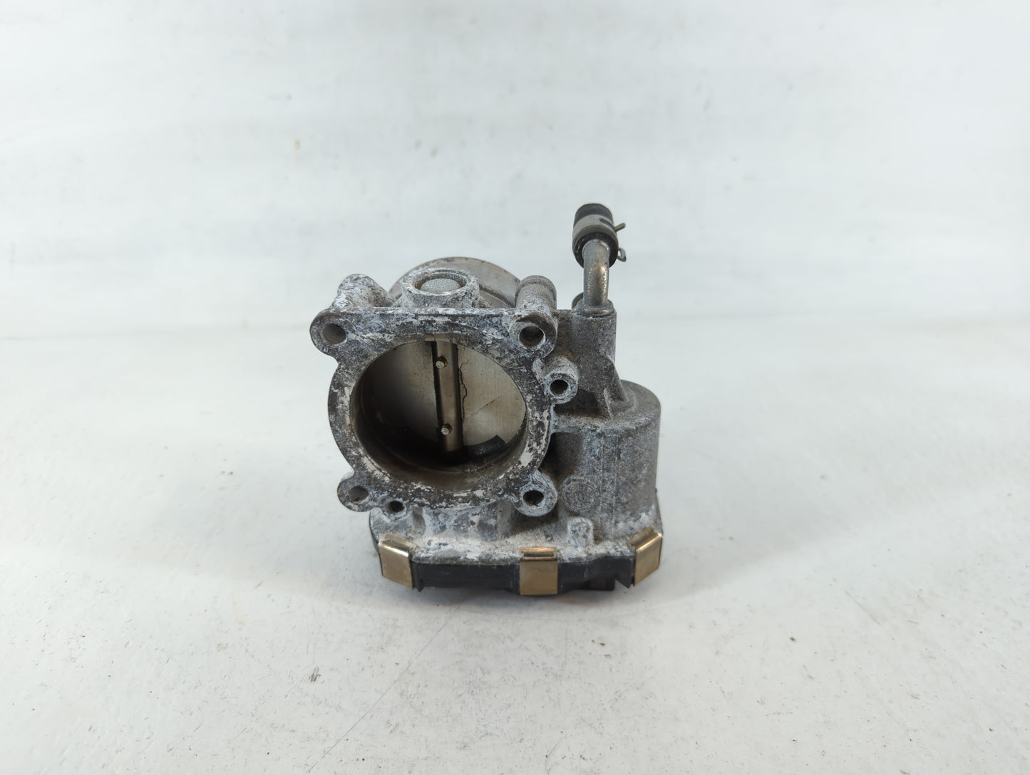 2016-2020 Infiniti Q50 Throttle Body Fits Fits 2016 2017 2018 2019 2020 OEM Used Auto Parts - Oemusedautoparts1.com