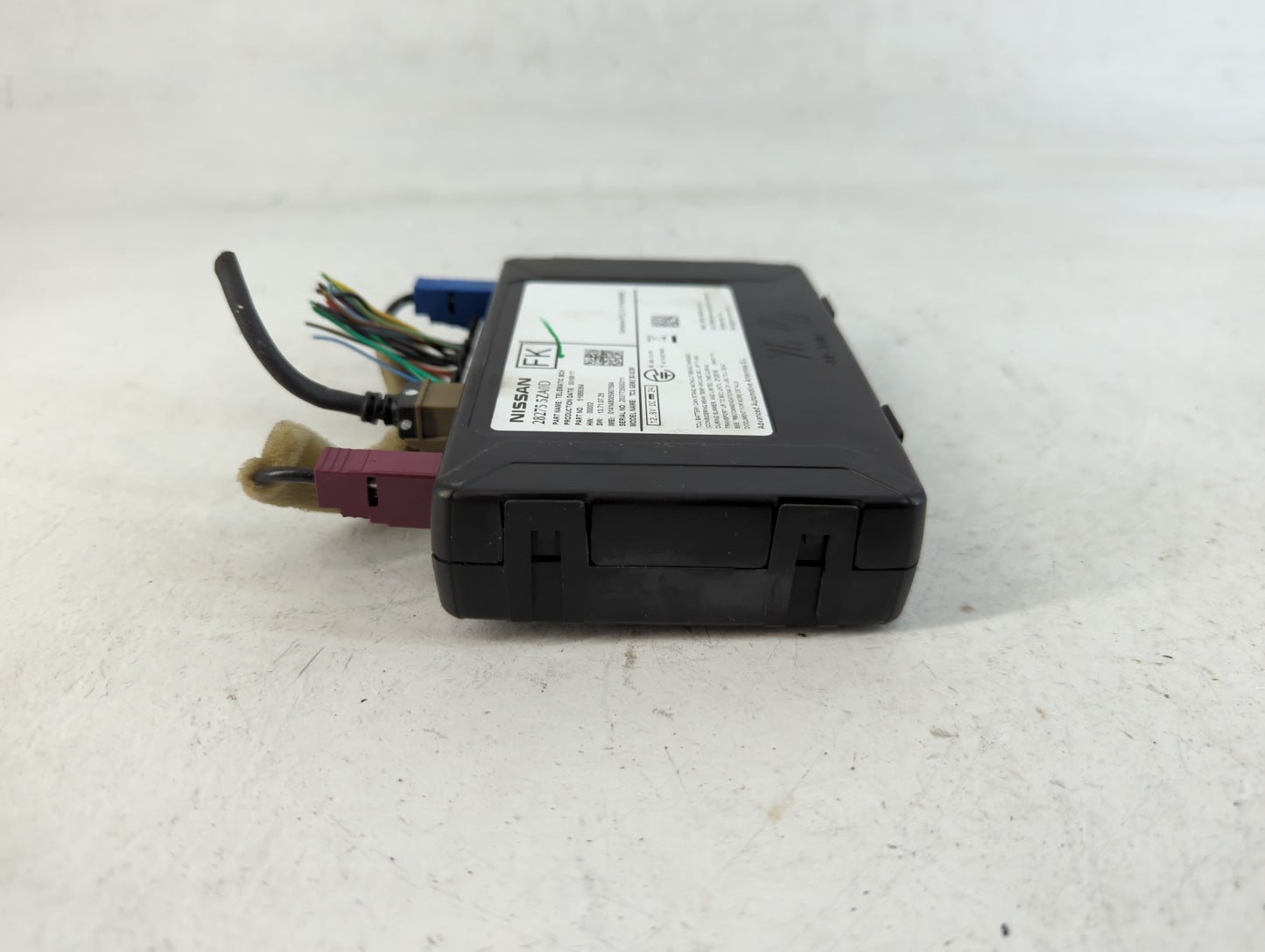 2016-2018 Infiniti Q50 Chassis Control Module Ccm Bcm Body Control - Oemusedautoparts1.com