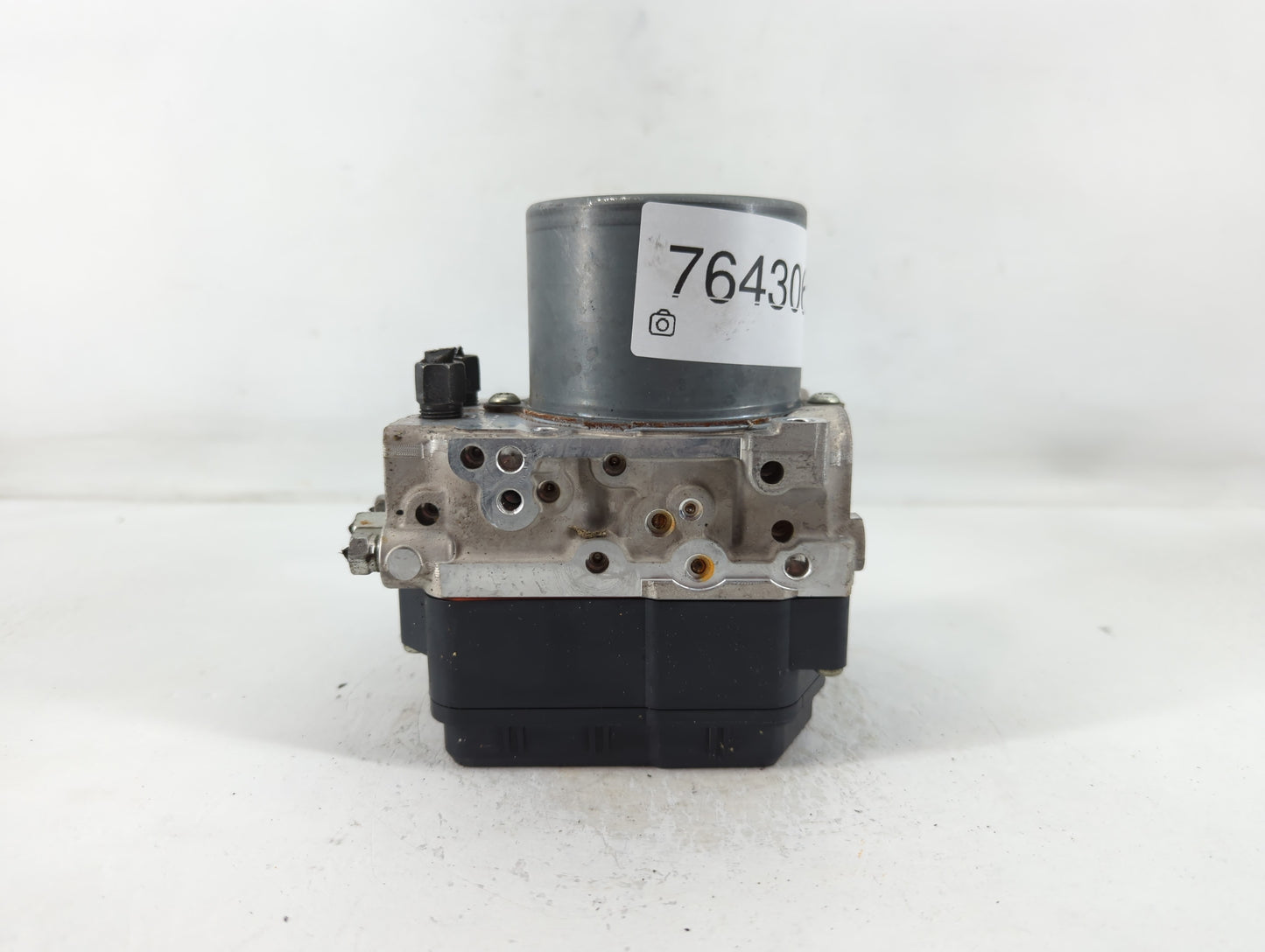 2018-2019 Infiniti Q50 ABS Pump Control Module Replacement P/N:47660 4GW0A Fits Fits 2018 2019 OEM Used Auto Parts - Oemused