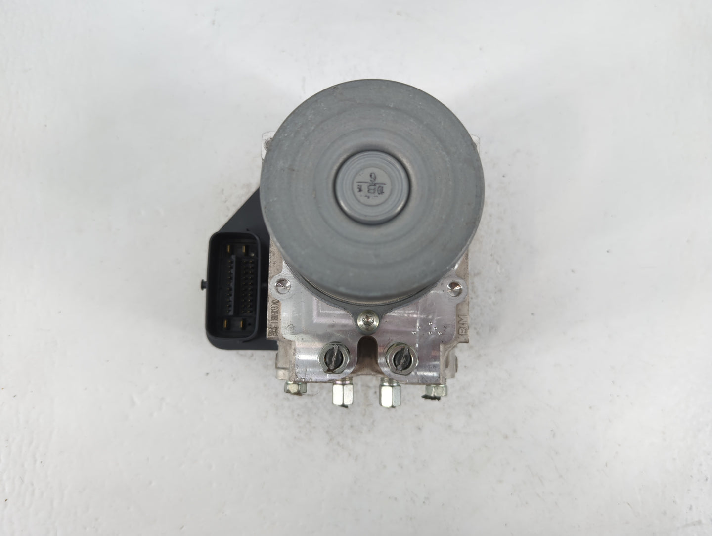 2018-2019 Infiniti Q50 ABS Pump Control Module Replacement P/N:133230-7052 47660 4GU1A Fits Fits 2018 2019 OEM Used Auto Par