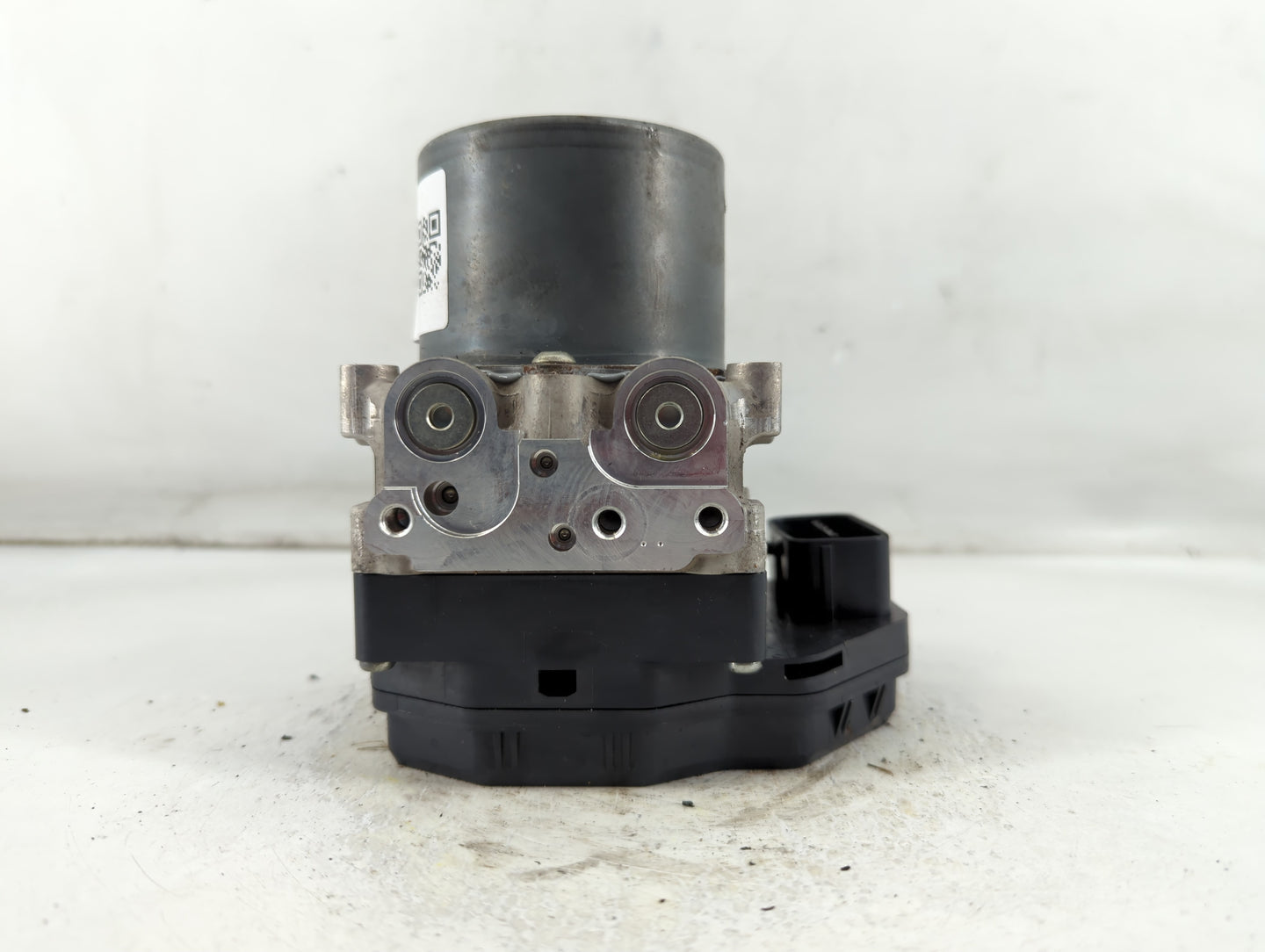 2019 Infiniti Q50 ABS Pump Control Module Replacement P/N:133230-7780 47660 4GW0A Fits OEM Used Auto Parts - Oemusedautopart