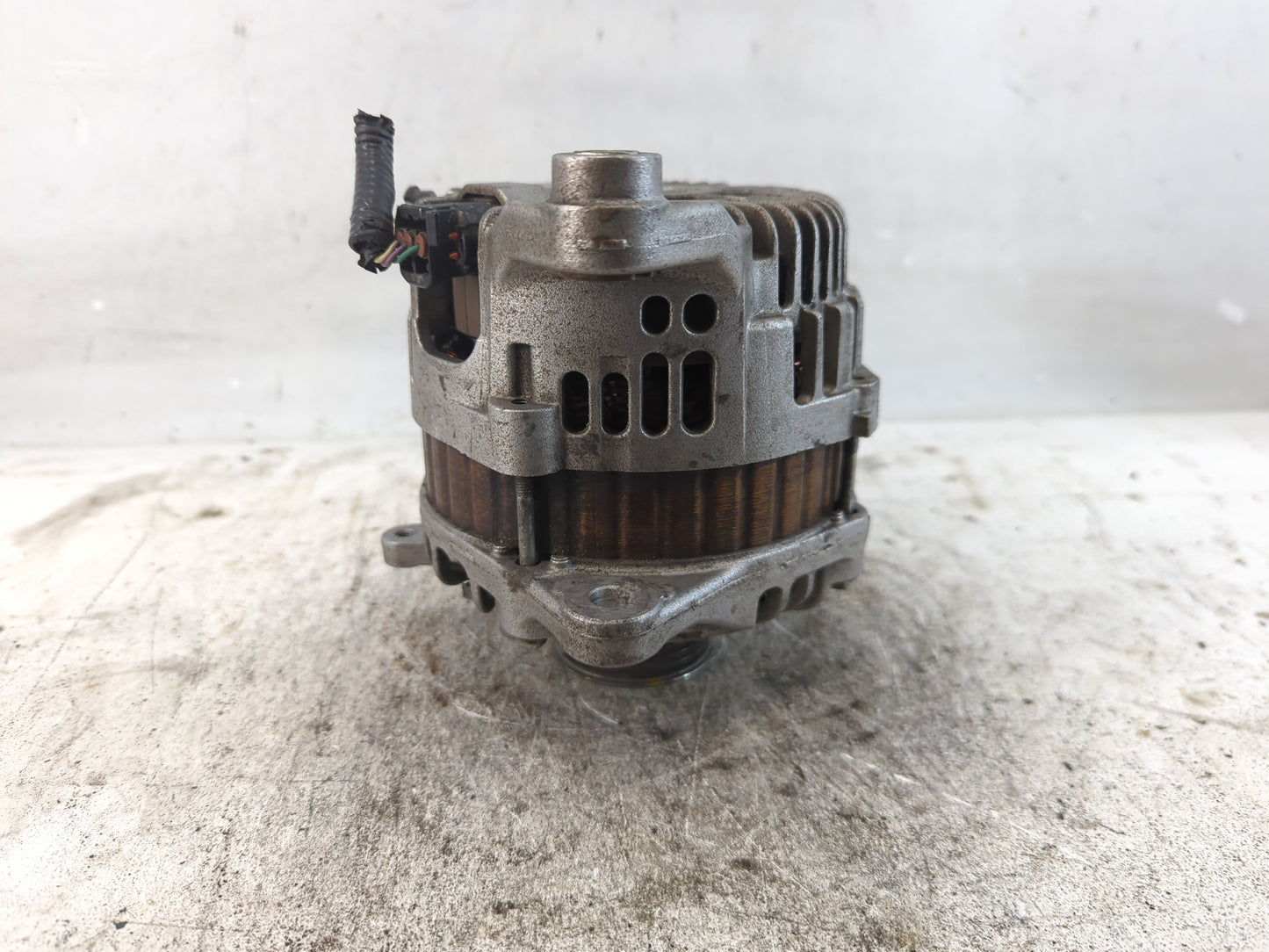 2016-2020 Infiniti Q50 Alternator Replacement Generator Charging Assembly Engine OEM P/N:23100 4HK6A Fits OEM Used Auto Part