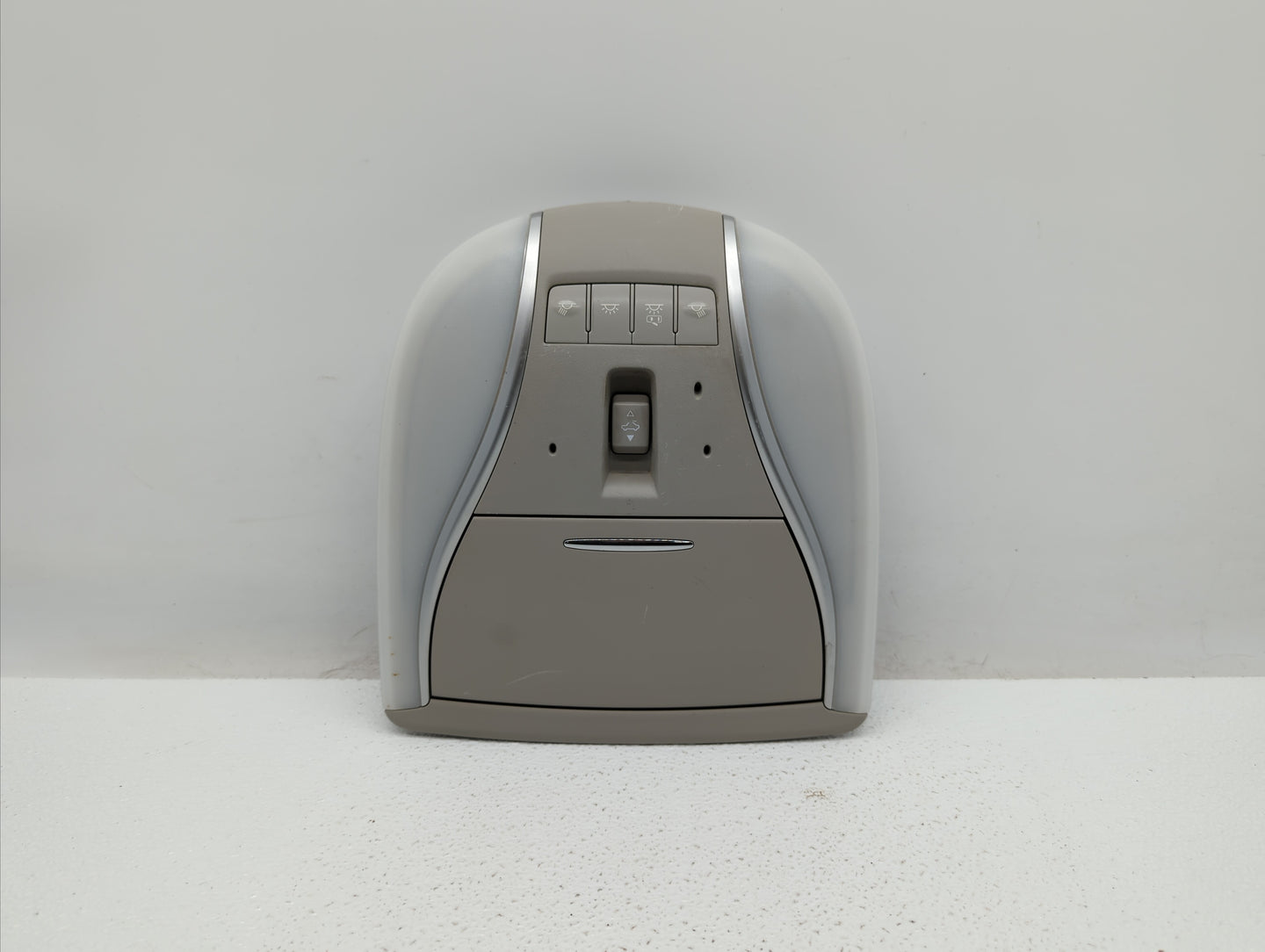 2019 Infiniti Q60 Overhead Console W/rear Climate Control - Oemusedautoparts1.com