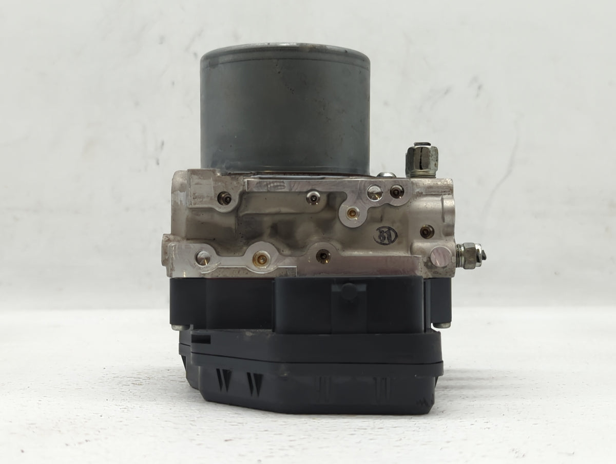 2018-2020 Infiniti Q60 Anti-Lock Brake ABS Pump Module Actuator OEM Fits Fits 2018 2019 2020 OEM Used Auto Parts - Oemusedau