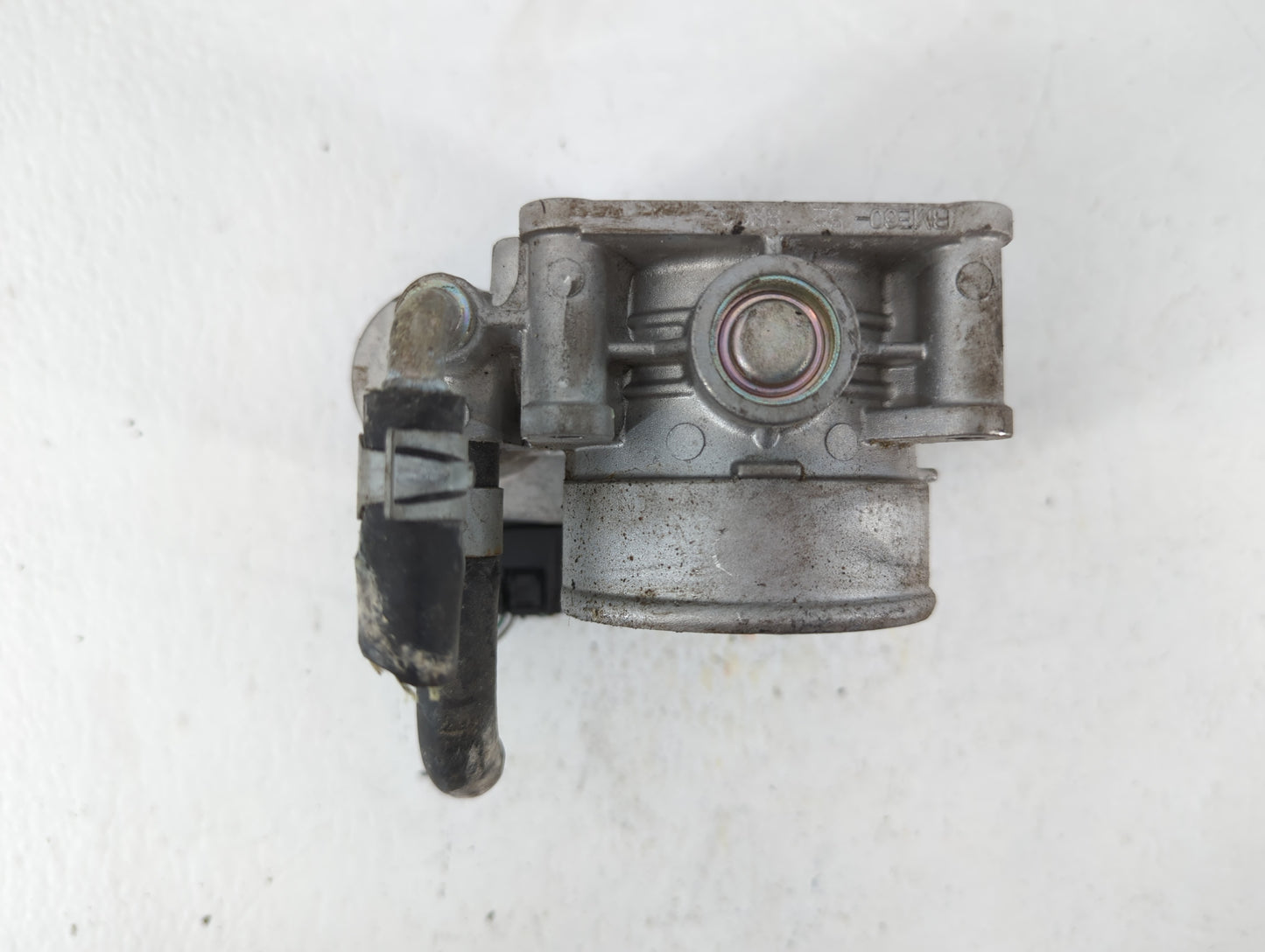 2017-2020 Infiniti Q60 Throttle Body P/N:RME60-52 RME60-52 8X09 Fits Fits 2016 2017 2018 2019 2020 OEM Used Auto Parts - Oem