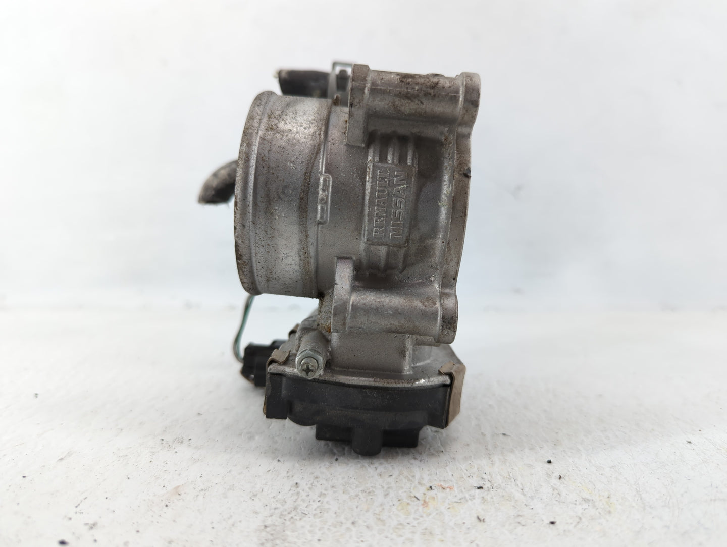 2017-2020 Infiniti Q60 Throttle Body P/N:RME60-52 RME60-52 8X09 Fits Fits 2016 2017 2018 2019 2020 OEM Used Auto Parts - Oem