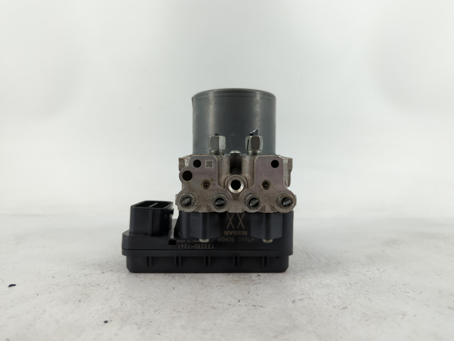 2018-2020 Infiniti Q60 ABS Pump Control Module Replacement P/N:47660 5CH0A 133230-7241 Fits Fits 2018 2019 2020 OEM Used Aut