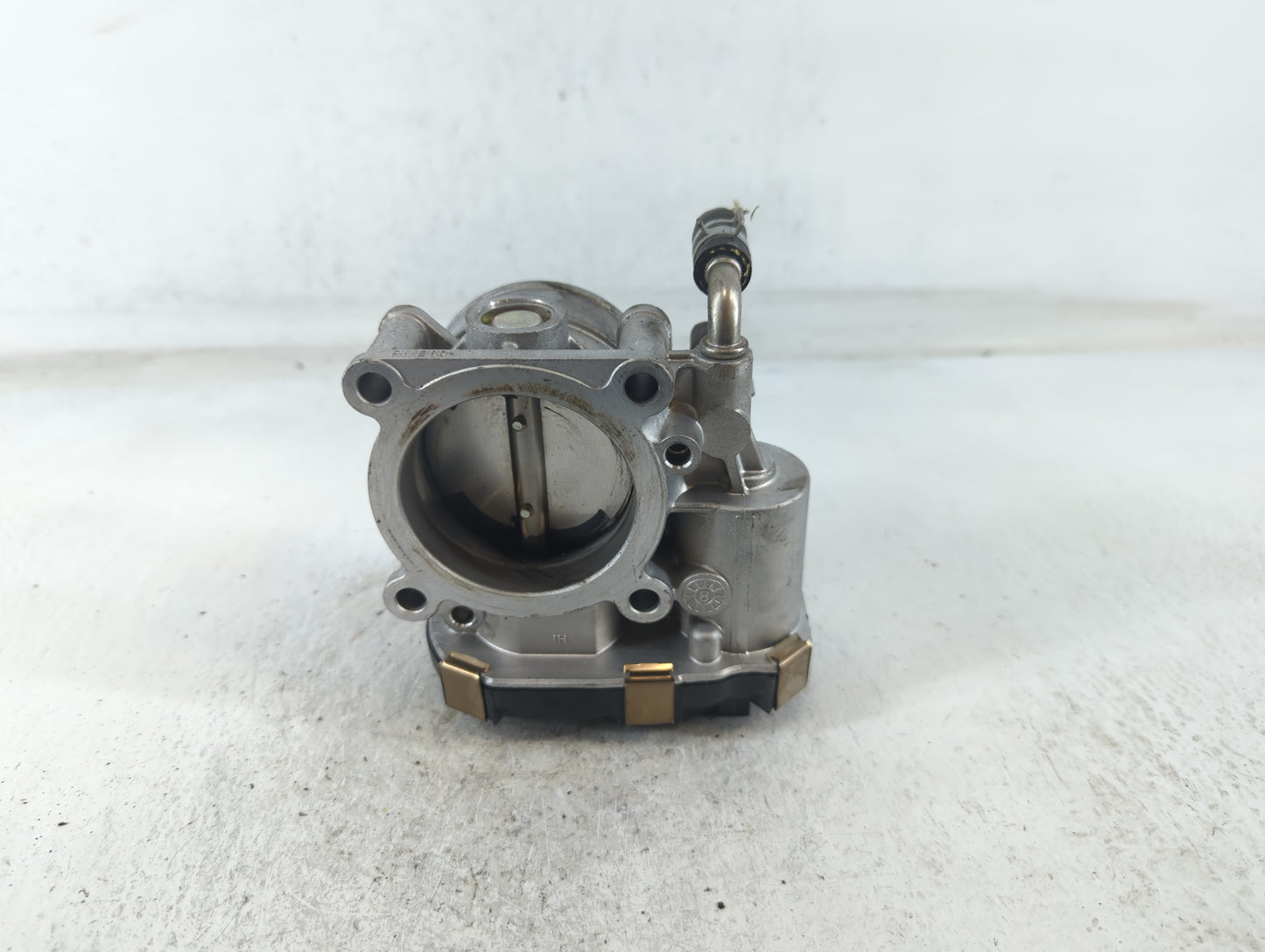 2017-2020 Infiniti Q60 Throttle Body P/N:8928 RME60-52 Fits Fits 2016 2017 2018 2019 2020 OEM Used Auto Parts - Oemusedautop