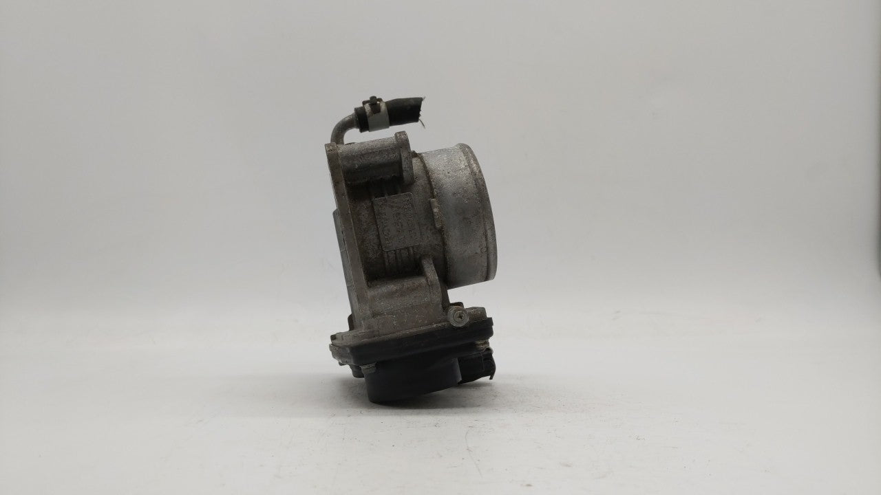 2014-2019 Infiniti Q70 Throttle Body P/N:526-01 RME75 Fits OEM Used Auto Parts - Oemusedautoparts1.com