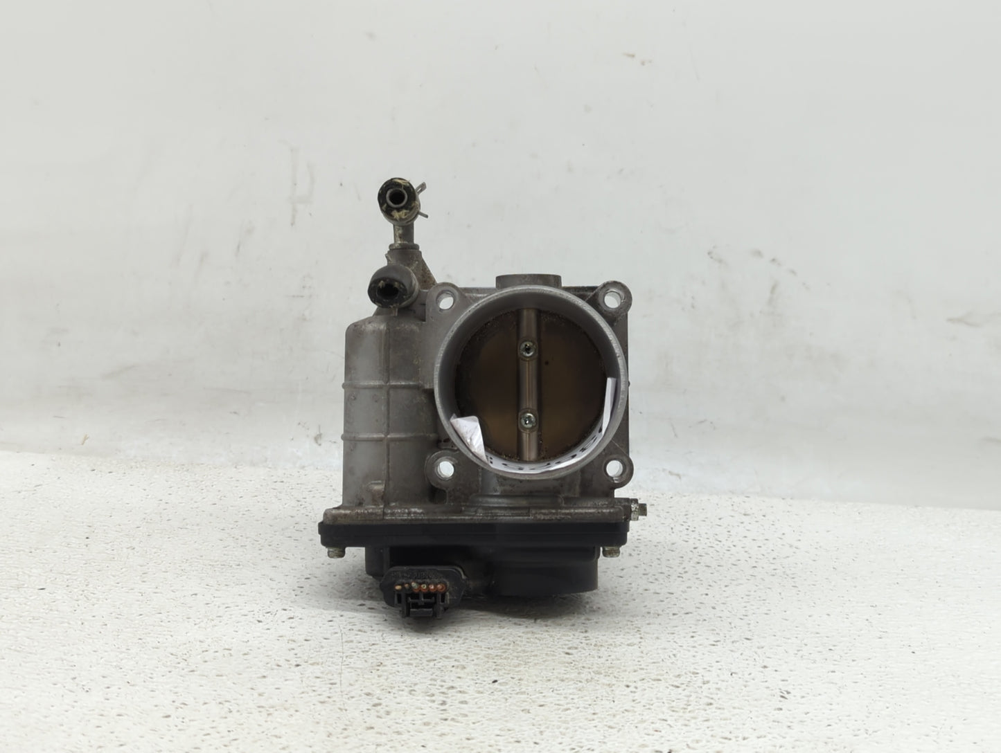 2014-2019 Infiniti Q70 Throttle Body P/N:RME60-21 RME60-12 Fits OEM Used Auto Parts - Oemusedautoparts1.com