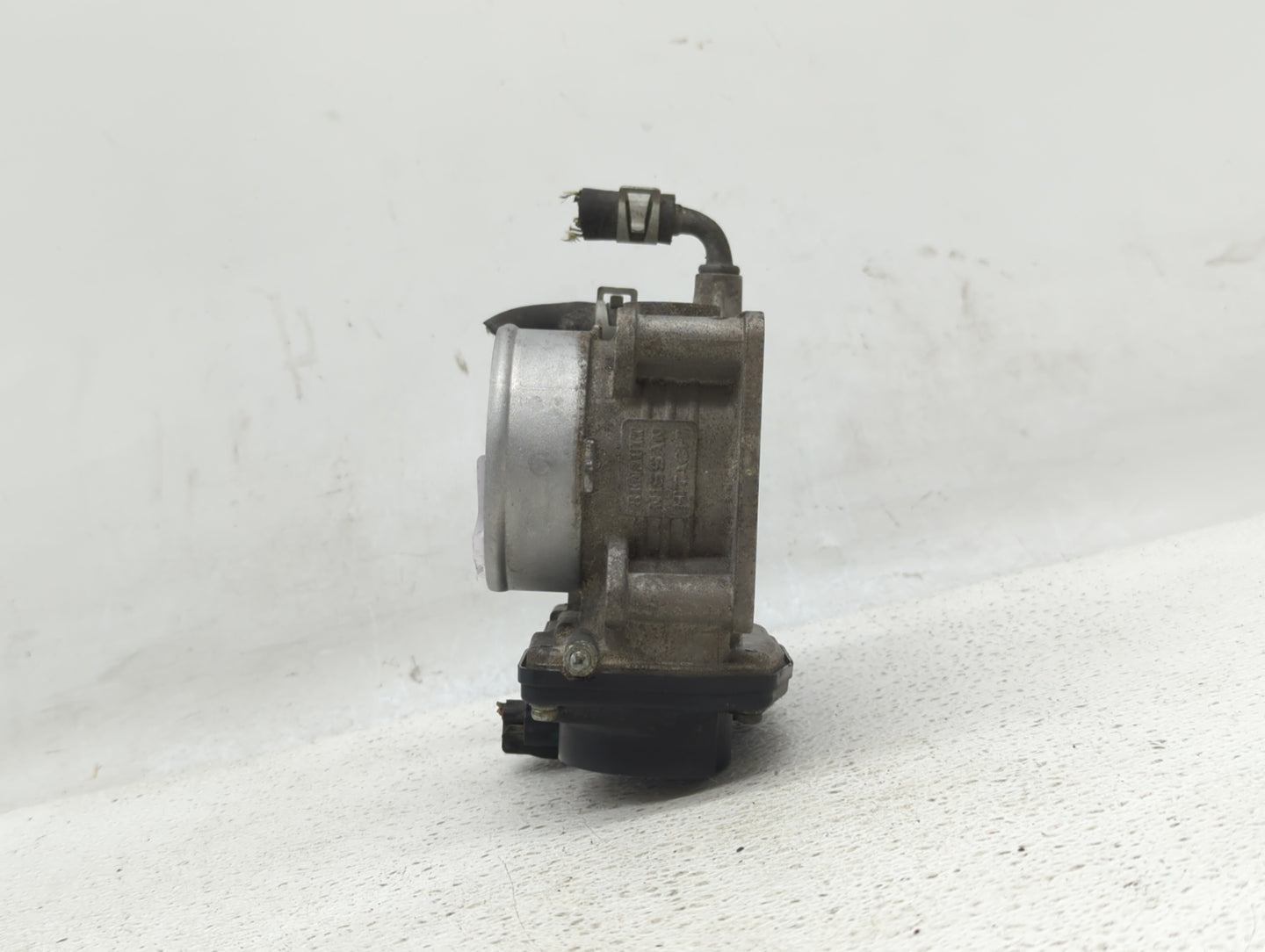 2014-2019 Infiniti Q70 Throttle Body P/N:RME60-21 RME60-12 Fits OEM Used Auto Parts - Oemusedautoparts1.com