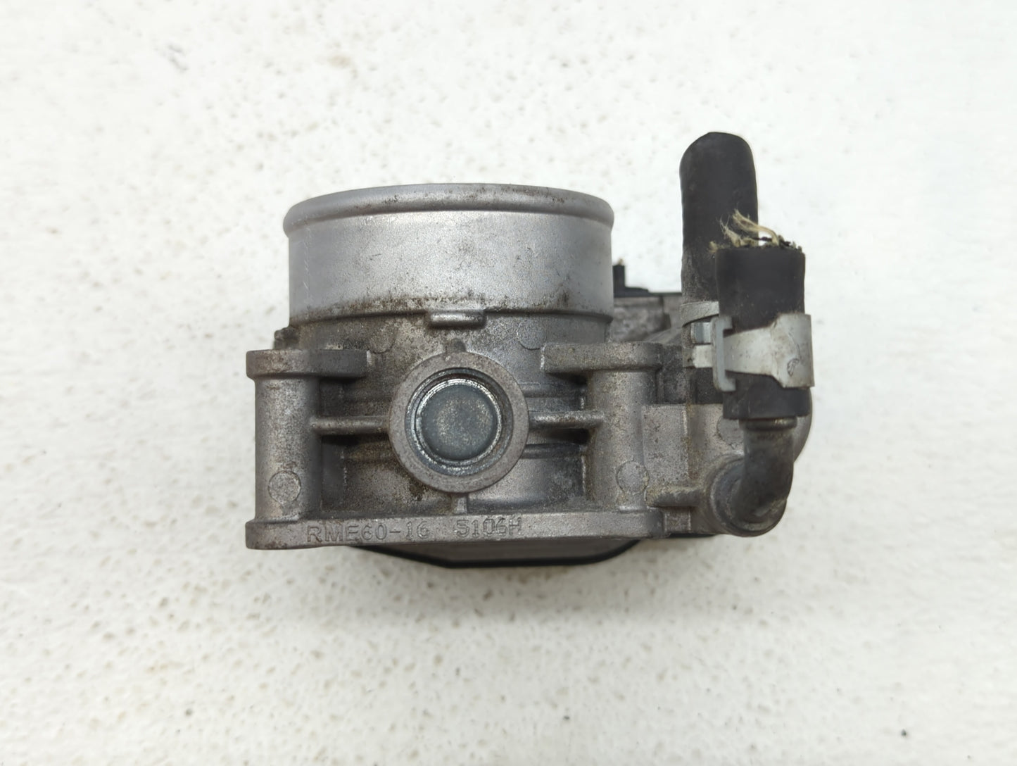 2014-2019 Infiniti Q70 Throttle Body P/N:RME60-21 RME60-12 Fits OEM Used Auto Parts - Oemusedautoparts1.com