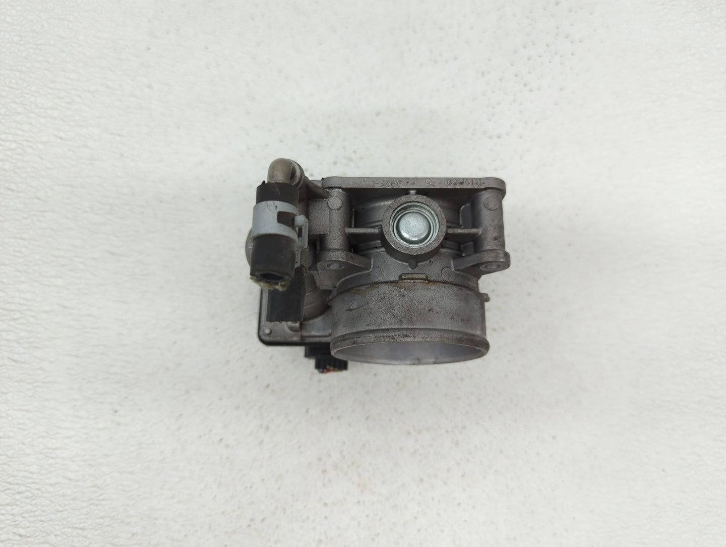 2014-2019 Infiniti Q70 Throttle Body P/N:RME60-21 RME60-12 Fits OEM Used Auto Parts - Oemusedautoparts1.com